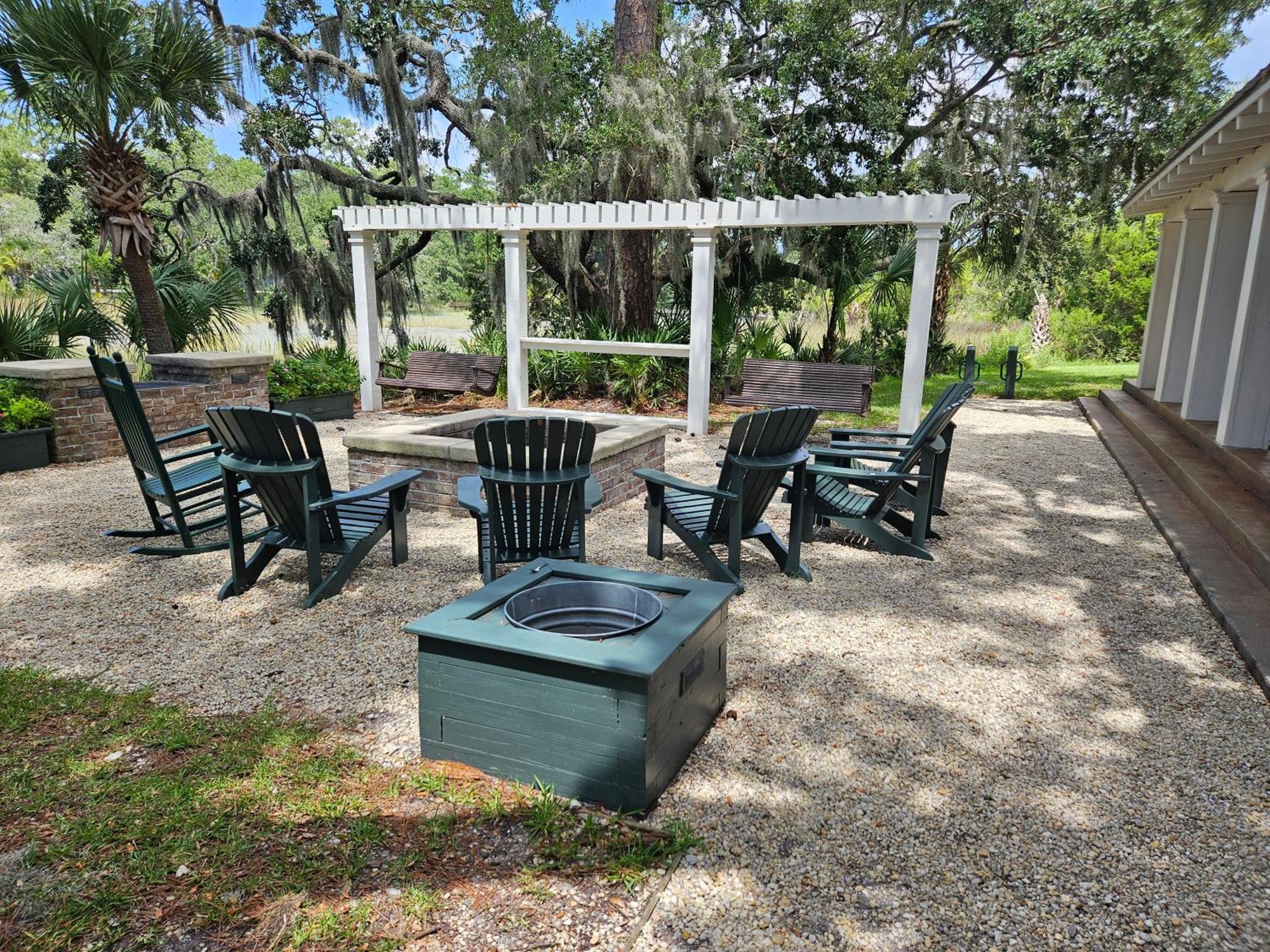 Low Country Cottage In Beautiful Habersham Beaufort Eksteriør bilde
