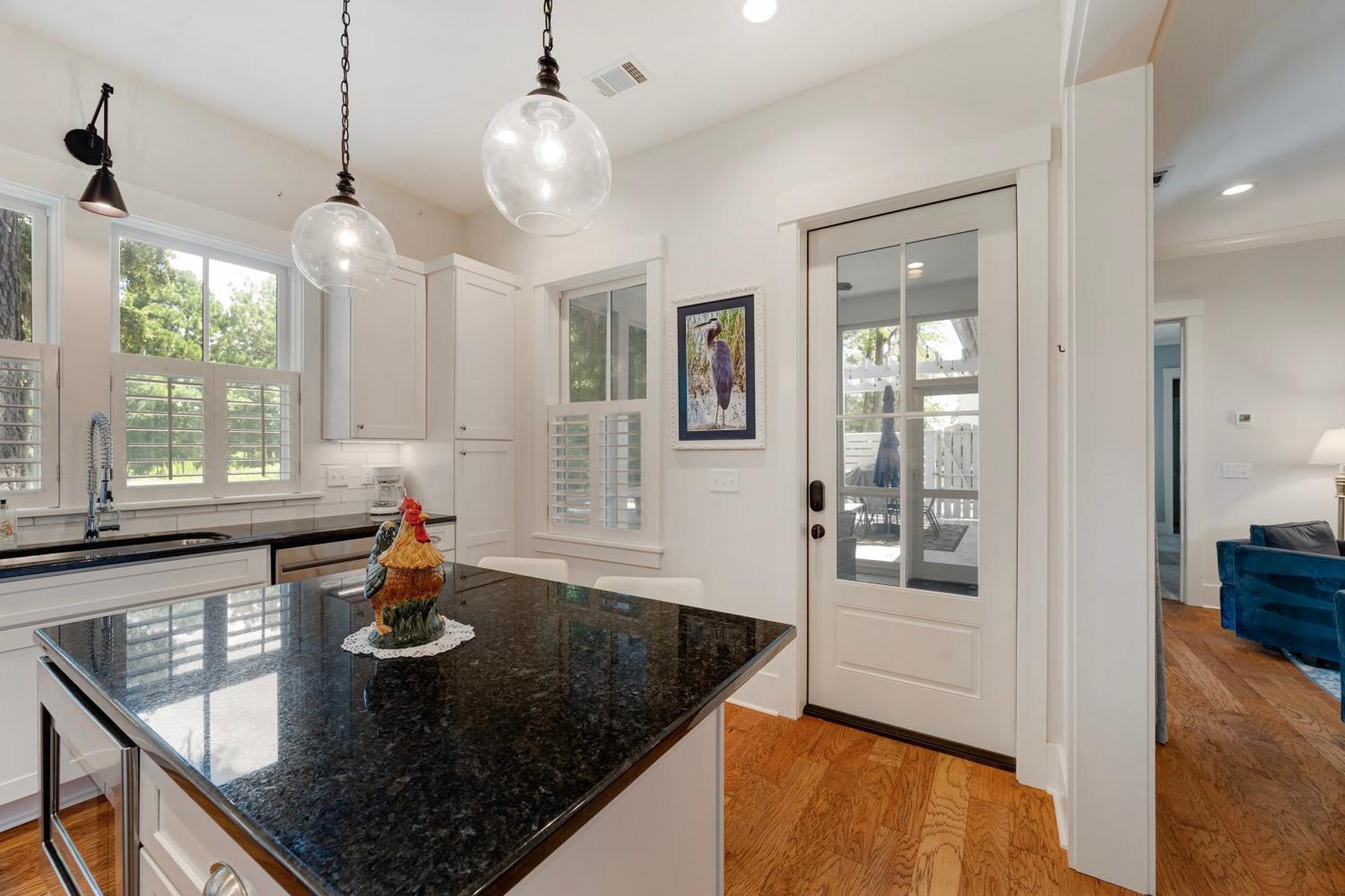 Low Country Cottage In Beautiful Habersham Beaufort Eksteriør bilde